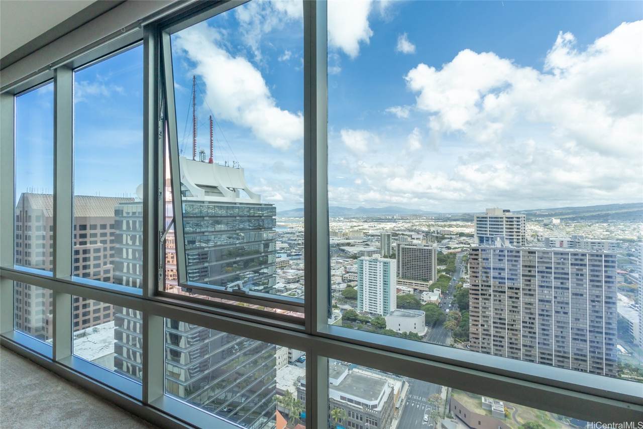 https://bt-photos.global.ssl.fastly.net/honolulu/orig_boomver_1_202610058-2.jpg
