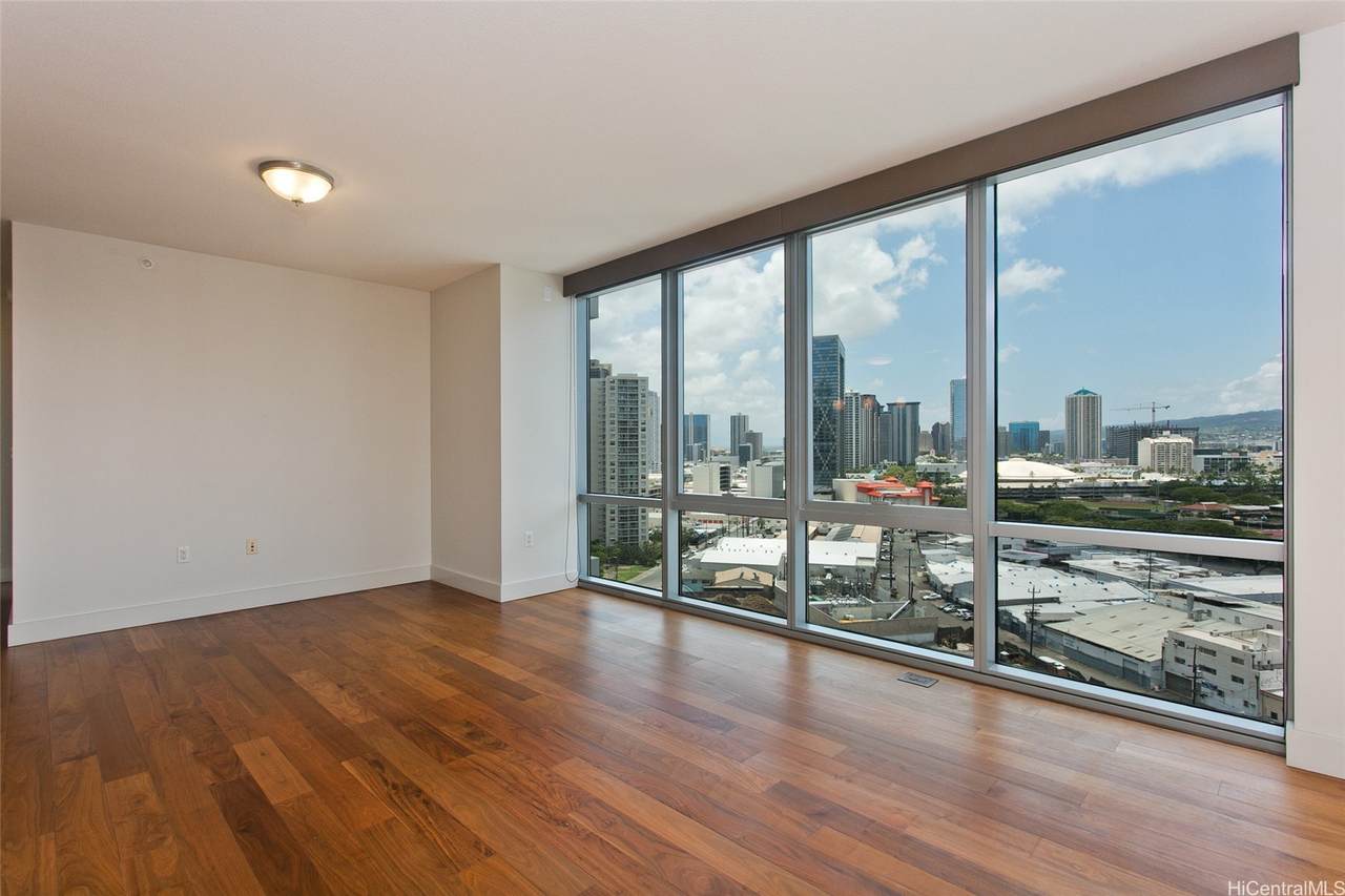 https://bt-photos.global.ssl.fastly.net/honolulu/1280_boomver_1_202610062-2.jpg
