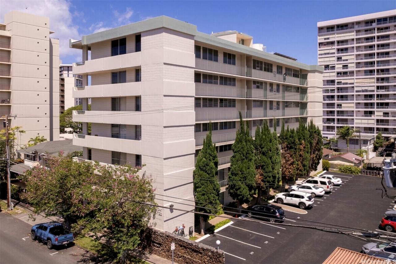 1722 Makiki Street - Photo 1