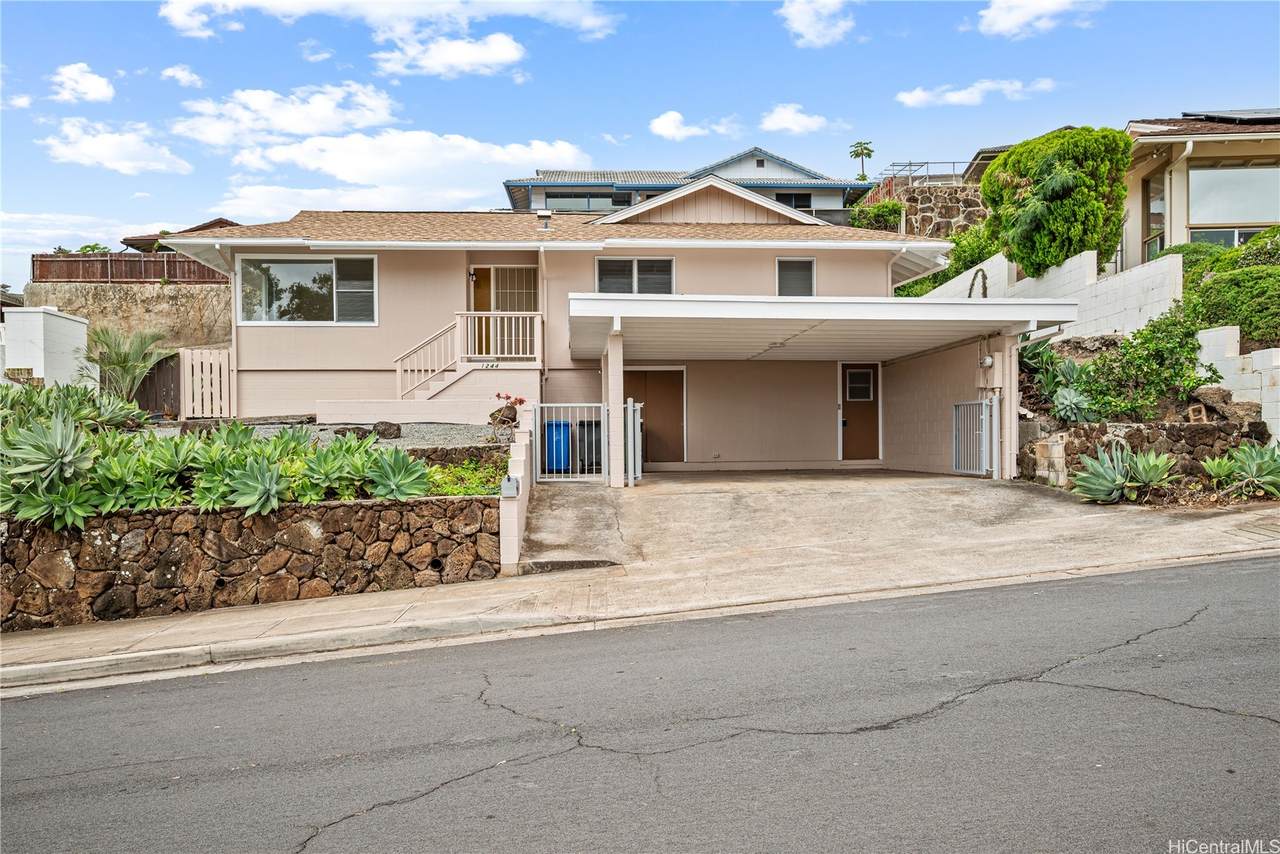 1244 Ala Aloalo Street - Photo 1
