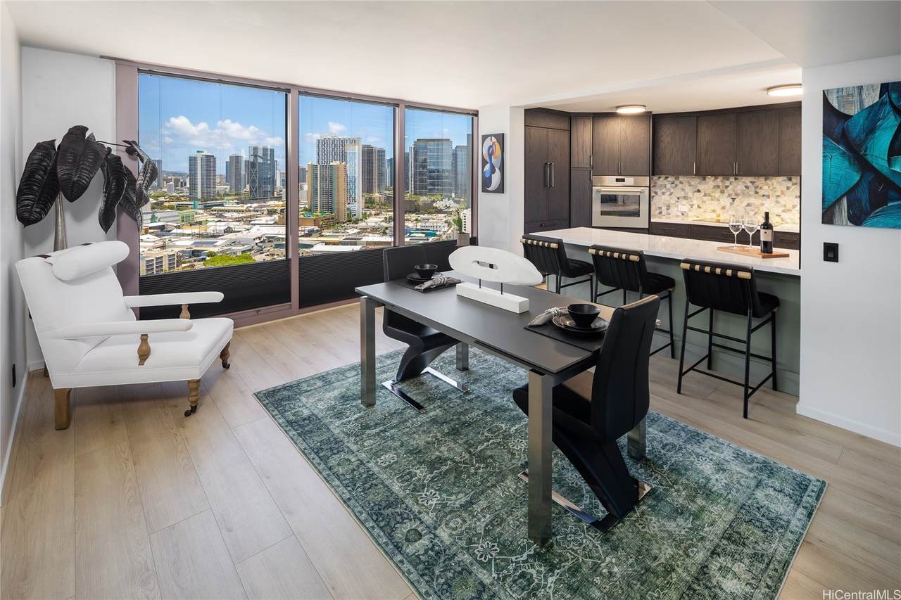 https://bt-photos.global.ssl.fastly.net/honolulu/1280_boomver_1_202610077-2.jpg