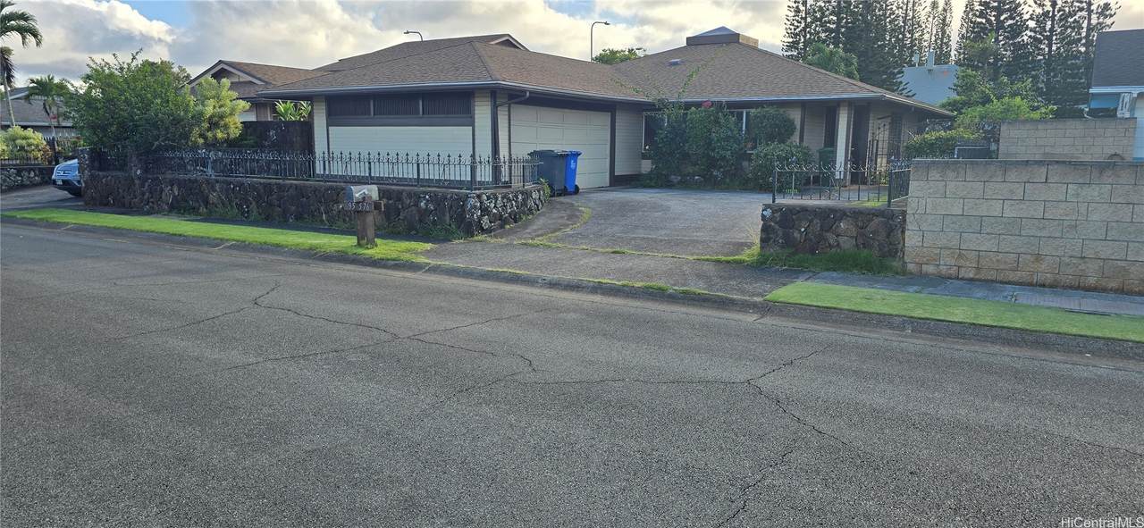 95-576 Leleiona Street - Photo 1