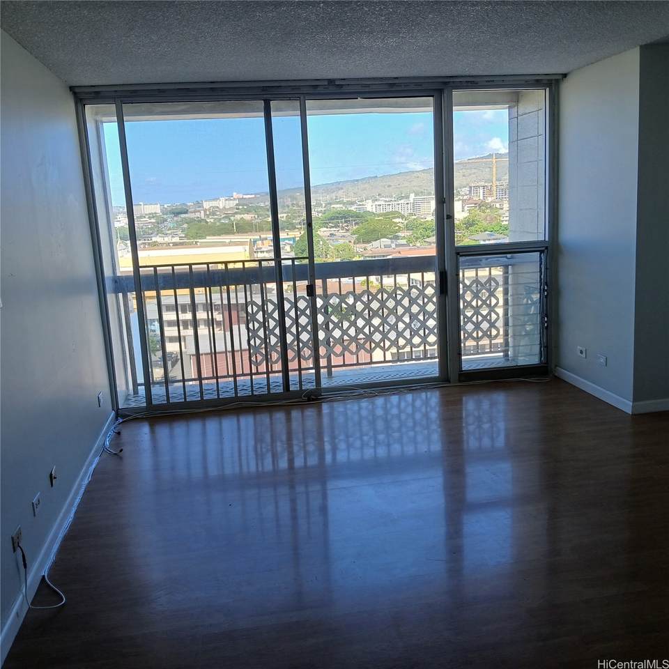 https://bt-photos.global.ssl.fastly.net/honolulu/1280_boomver_1_202610090-2.jpg