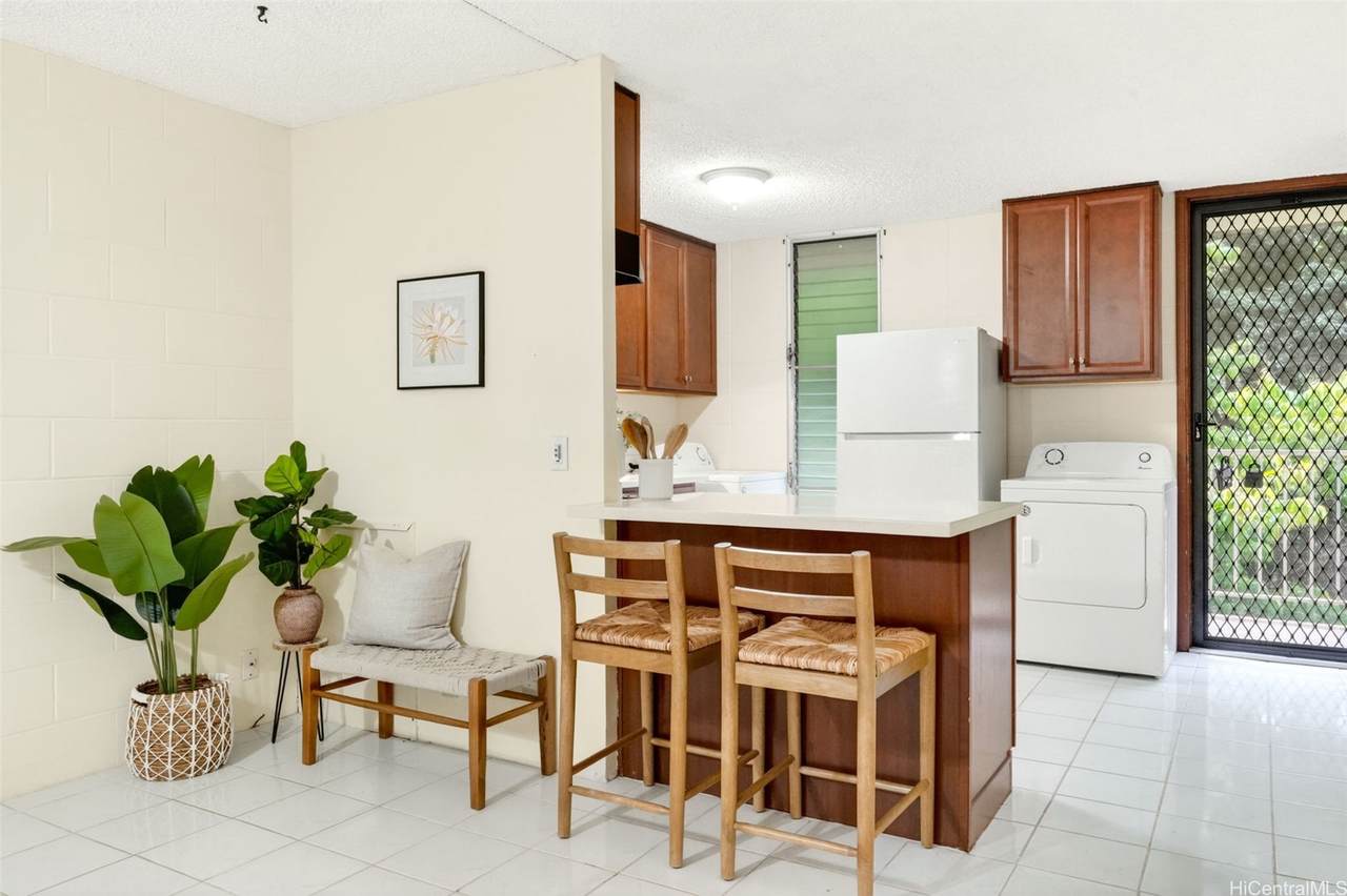 https://bt-photos.global.ssl.fastly.net/honolulu/1280_boomver_1_202610091-2.jpg