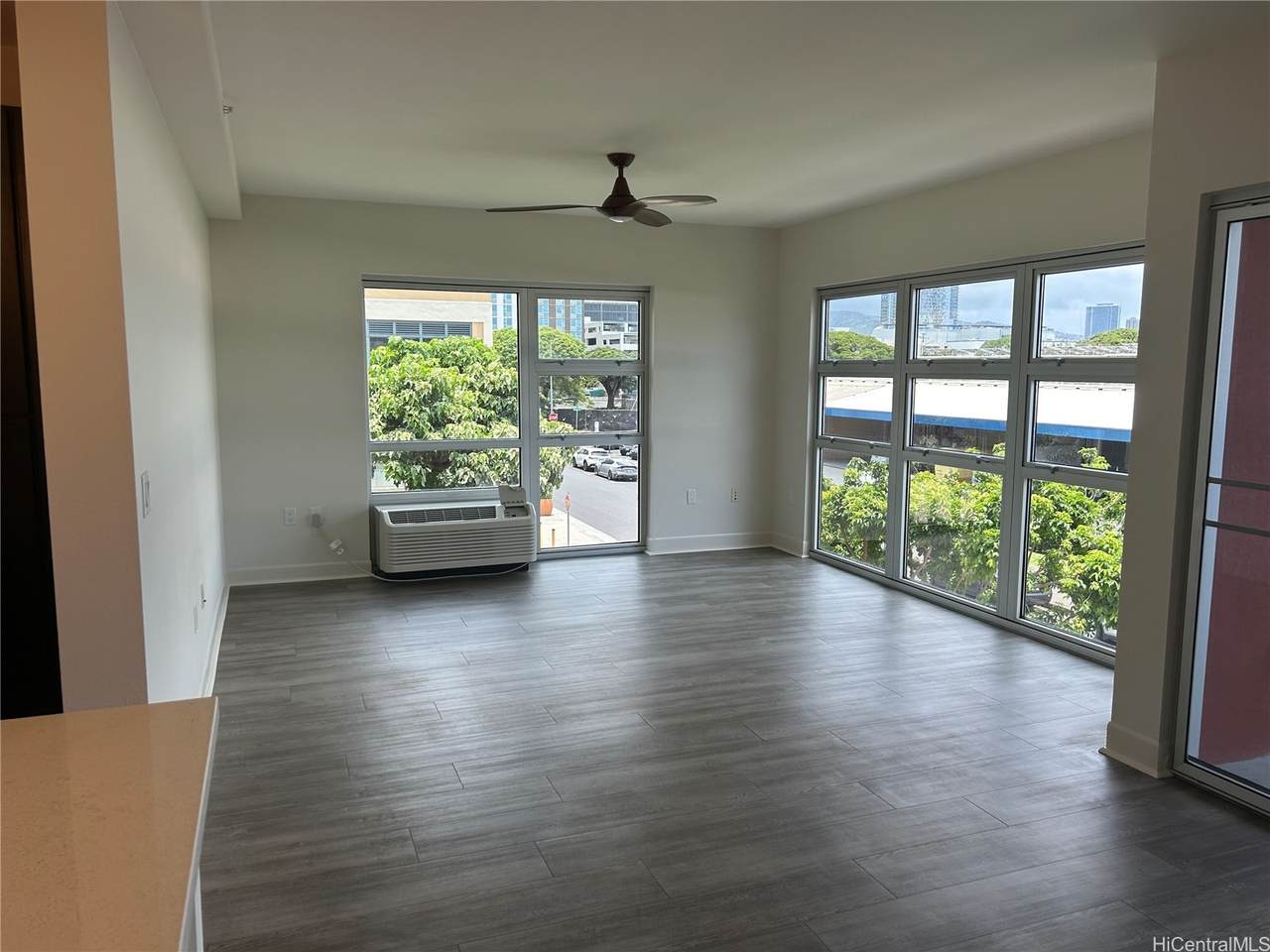 https://bt-photos.global.ssl.fastly.net/honolulu/orig_boomver_1_202610103-2.jpg