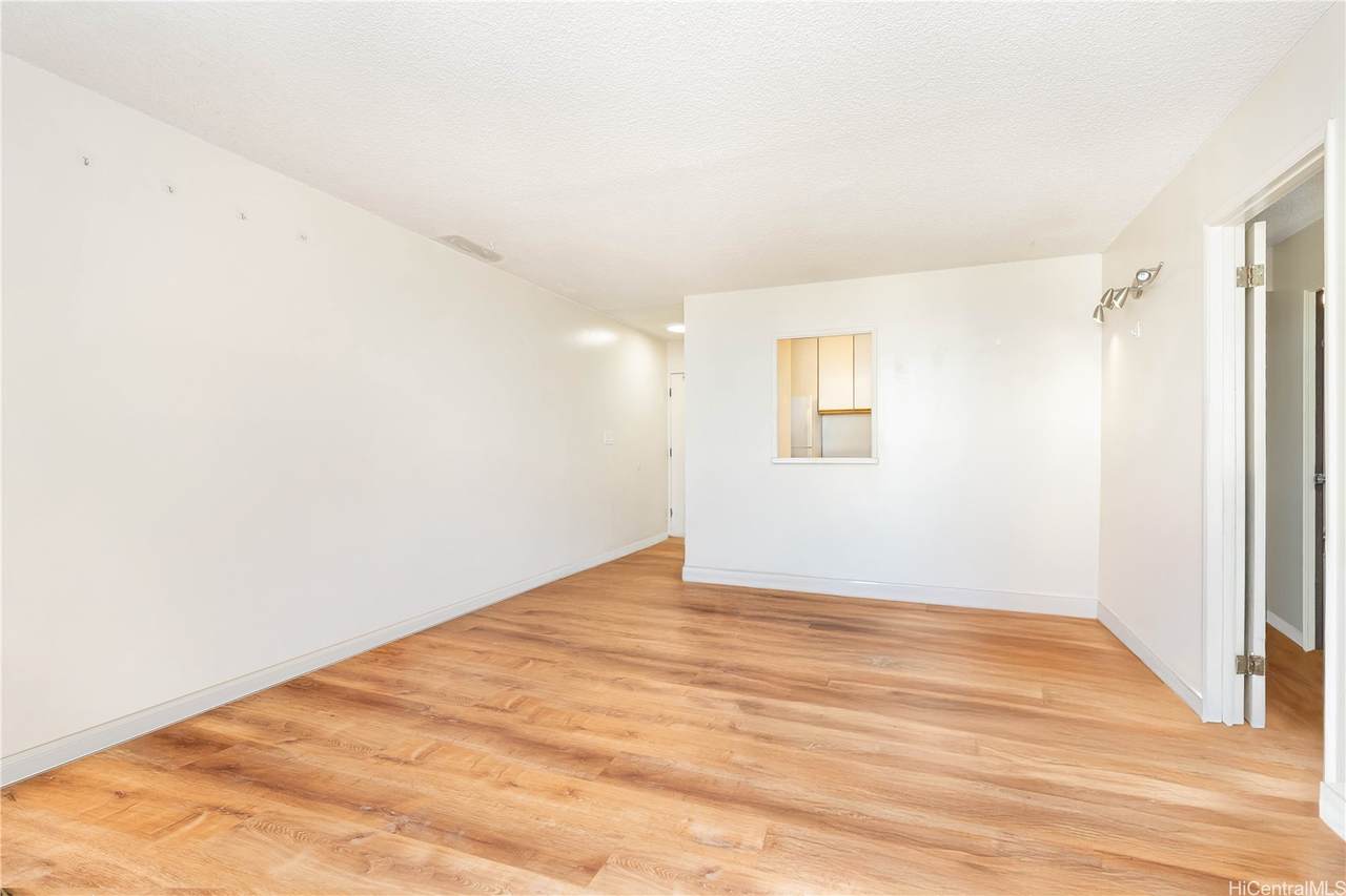 https://bt-photos.global.ssl.fastly.net/honolulu/1280_boomver_1_202610149-2.jpg