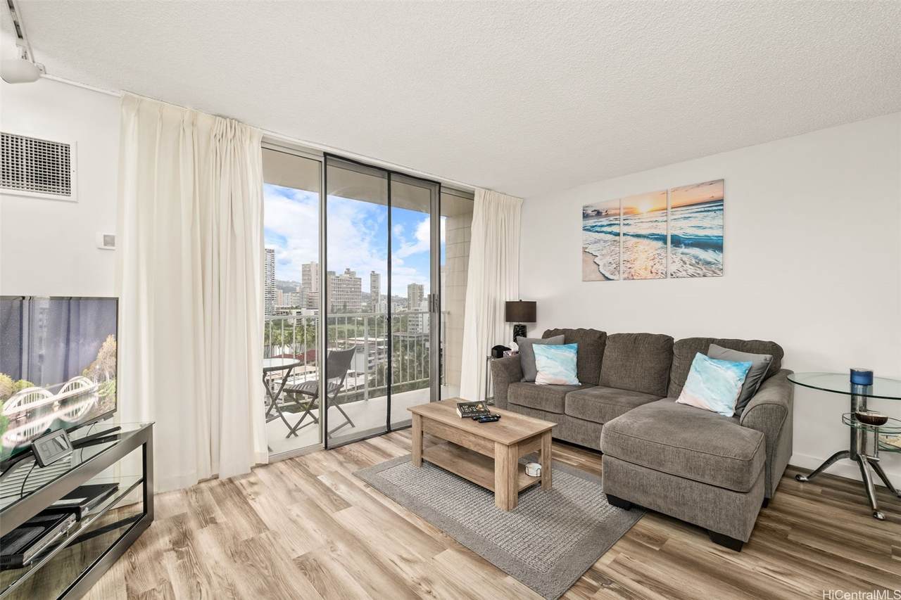 https://bt-photos.global.ssl.fastly.net/honolulu/1280_boomver_1_202610232-2.jpg
