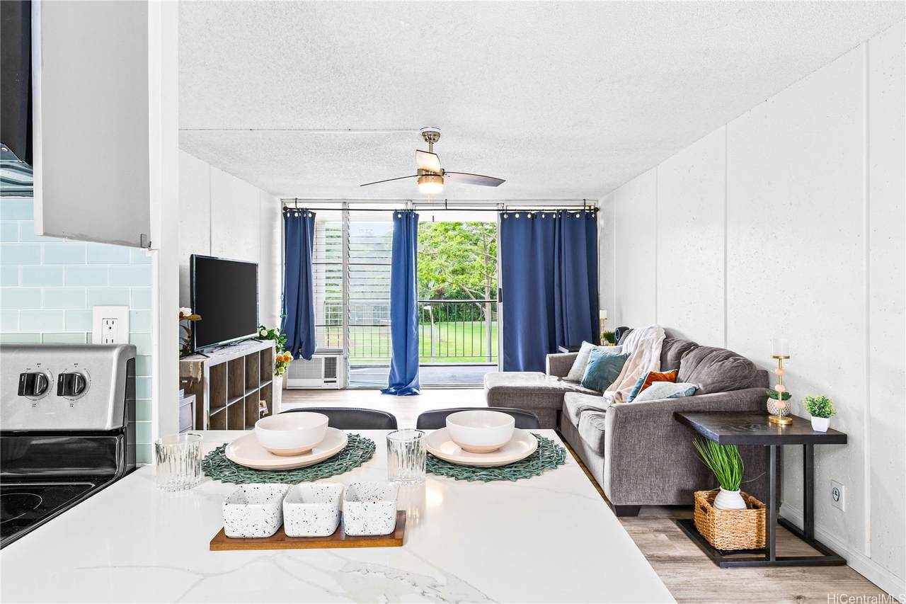 https://bt-photos.global.ssl.fastly.net/honolulu/1280_boomver_1_202610277-2.jpg