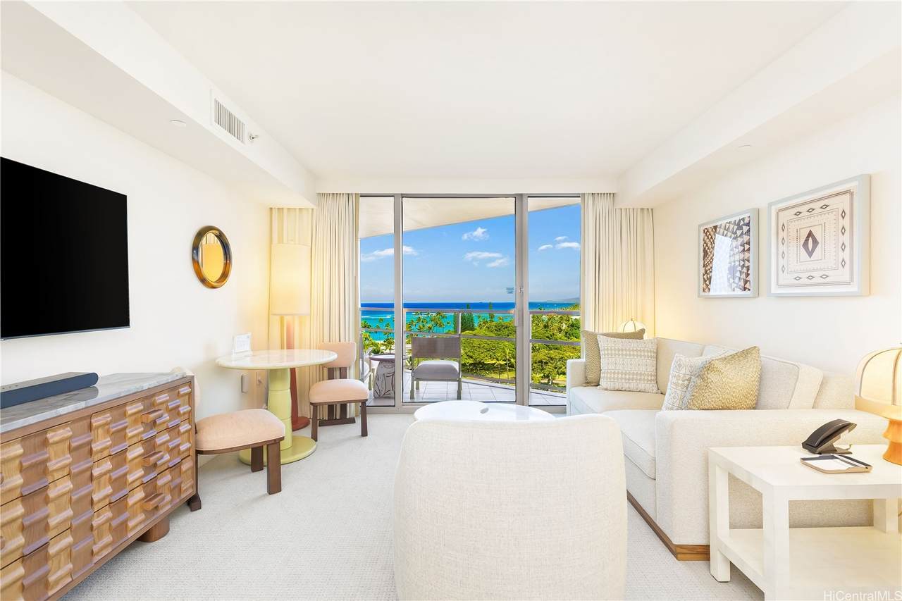 https://bt-photos.global.ssl.fastly.net/honolulu/1280_boomver_1_202610339-2.jpg