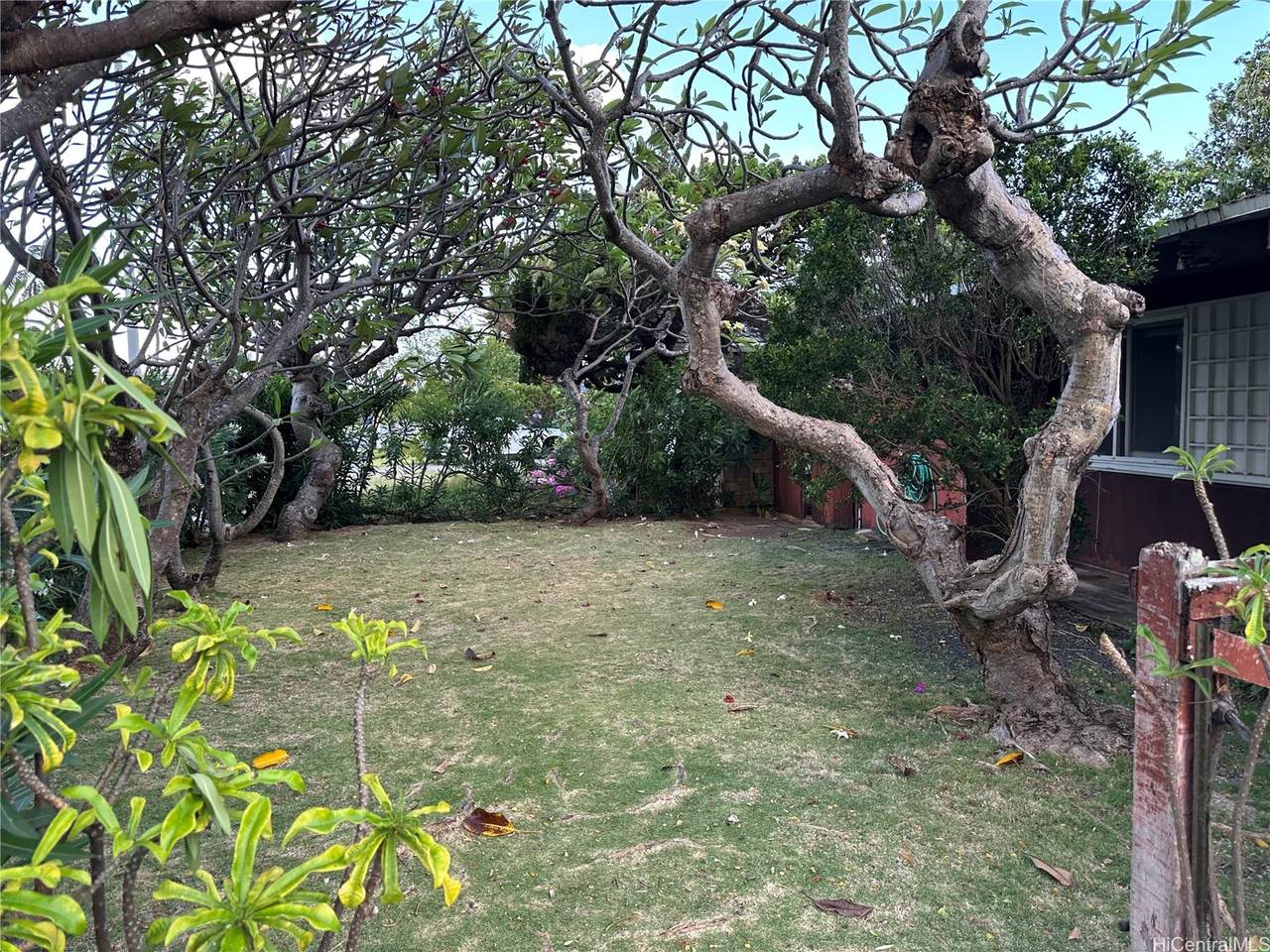 https://bt-photos.global.ssl.fastly.net/honolulu/1280_boomver_1_202610430-2.jpg