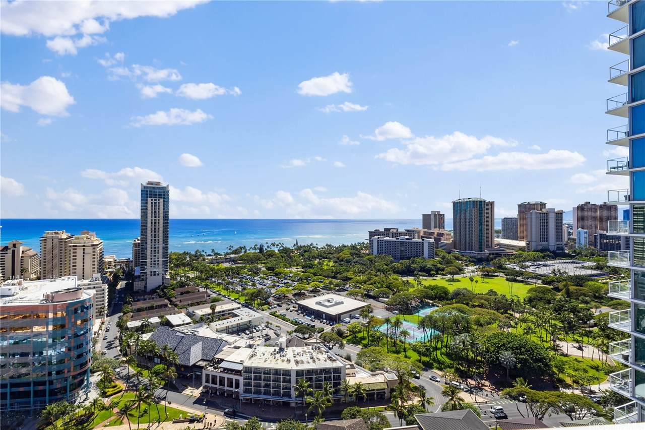 https://bt-photos.global.ssl.fastly.net/honolulu/1280_boomver_1_202610466-2.jpg