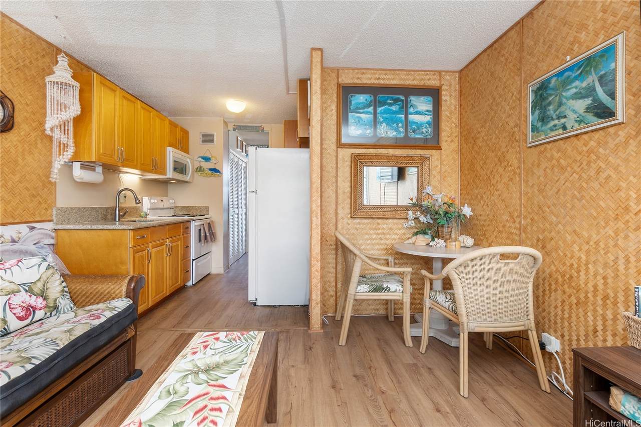 https://bt-photos.global.ssl.fastly.net/honolulu/1280_boomver_1_202610478-2.jpg