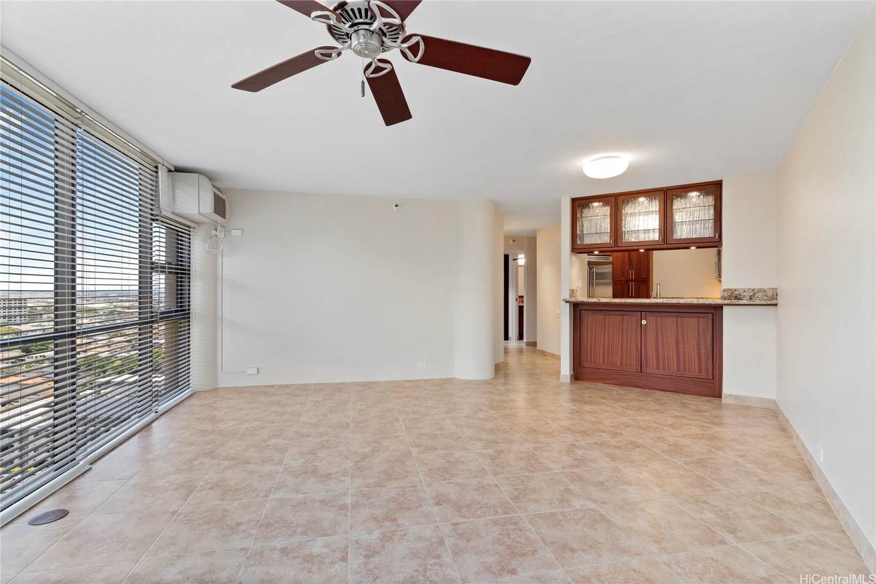 2101 Nuuanu Avenue - Photo 1
