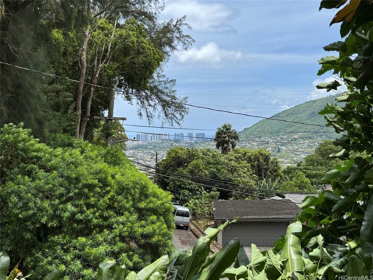 https://bt-photos.global.ssl.fastly.net/honolulu/1280_boomver_1_202610628-2.jpg