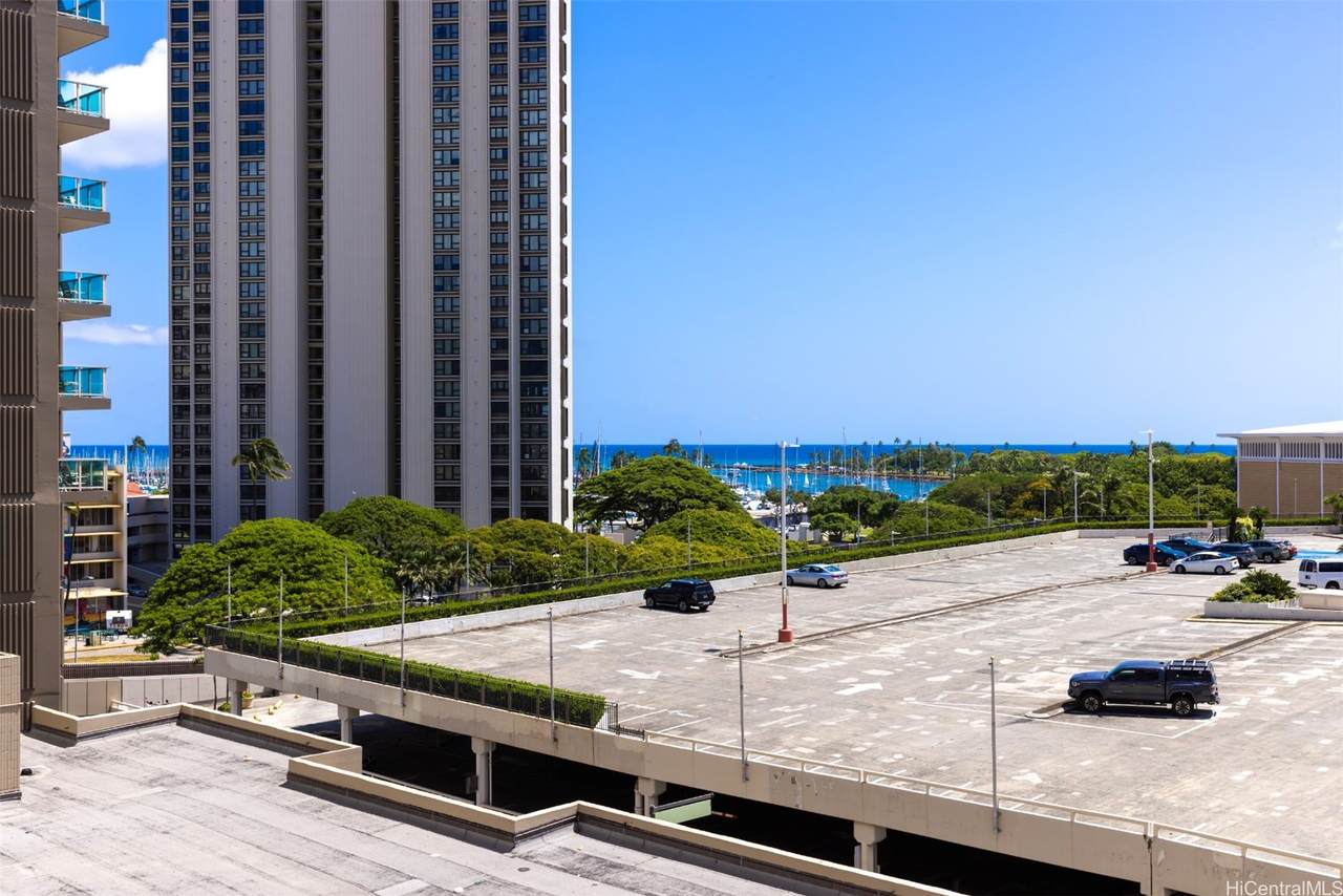 https://bt-photos.global.ssl.fastly.net/honolulu/1280_boomver_1_202610689-2.jpg