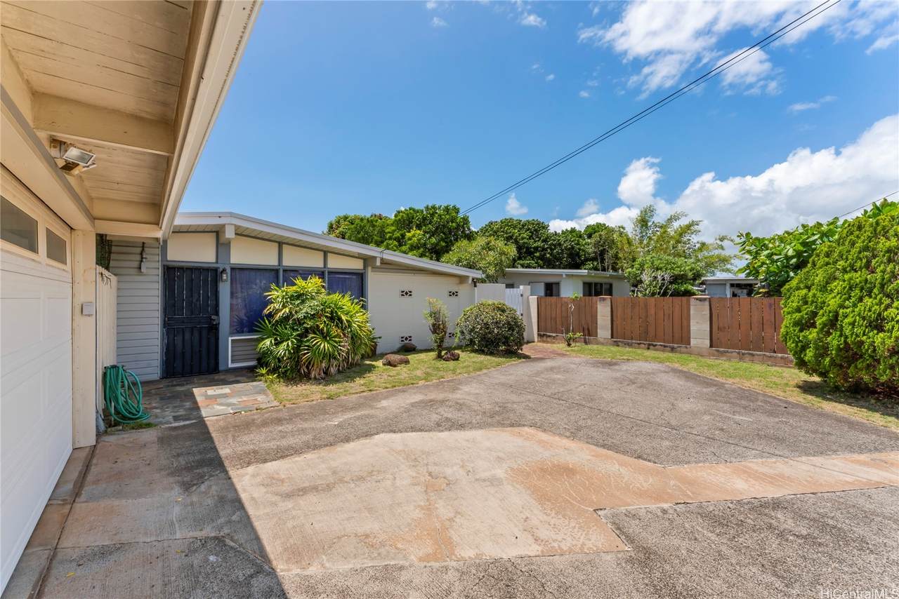 https://bt-photos.global.ssl.fastly.net/honolulu/1280_boomver_1_202610774-2.jpg