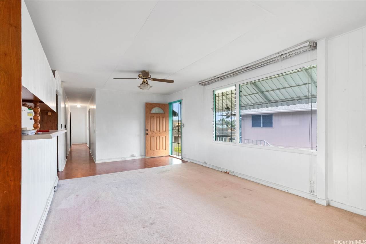 https://bt-photos.global.ssl.fastly.net/honolulu/1280_boomver_1_202610834-2.jpg