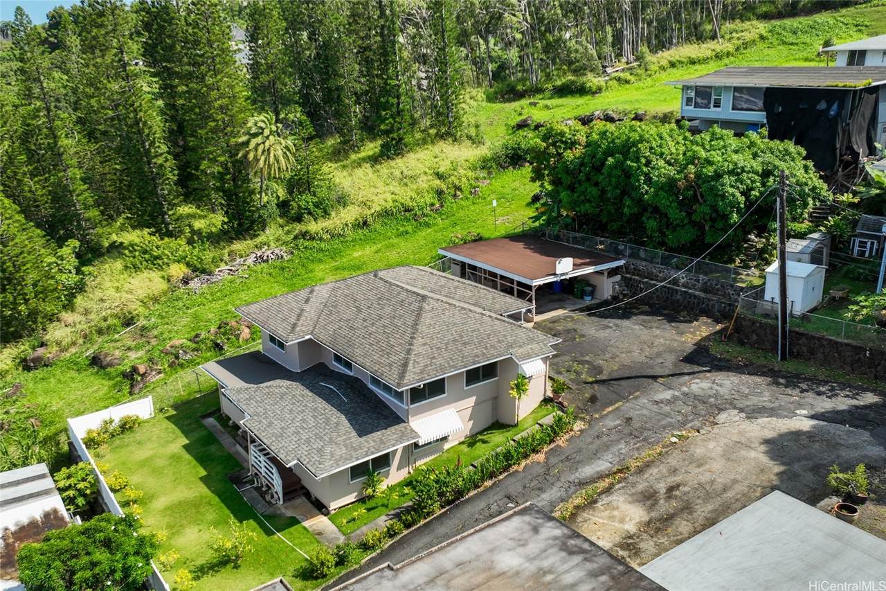 1328 Mamalu Street - Photo 1