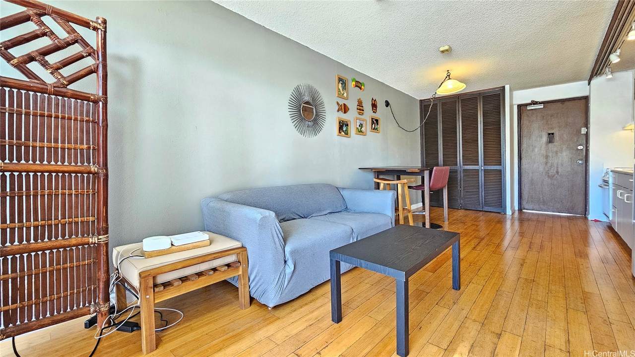 https://bt-photos.global.ssl.fastly.net/honolulu/1280_boomver_1_202610923-2.jpg