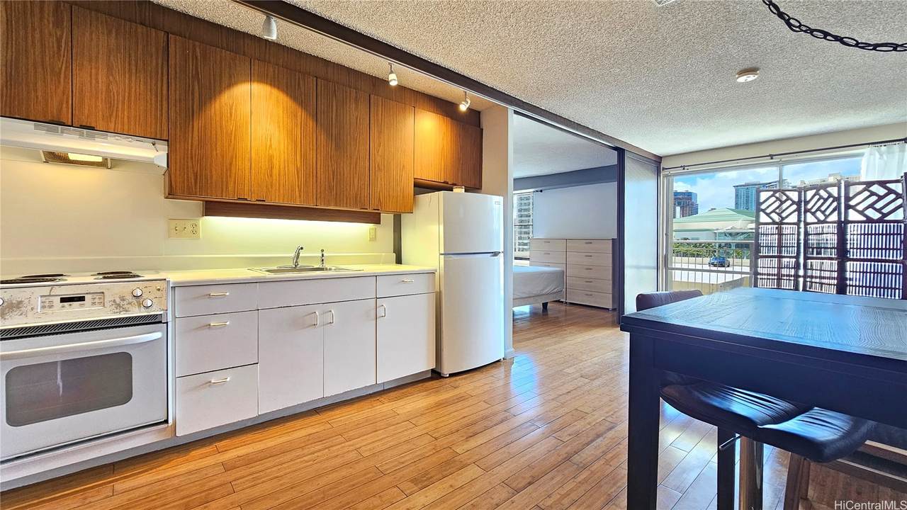 https://bt-photos.global.ssl.fastly.net/honolulu/1280_boomver_1_202610923-2.jpg