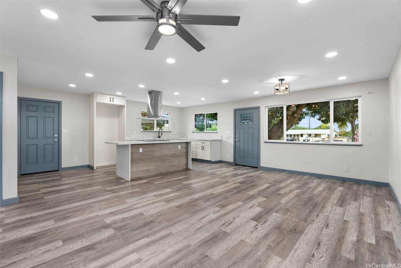 84-736 Lahaina Street - Photo 1