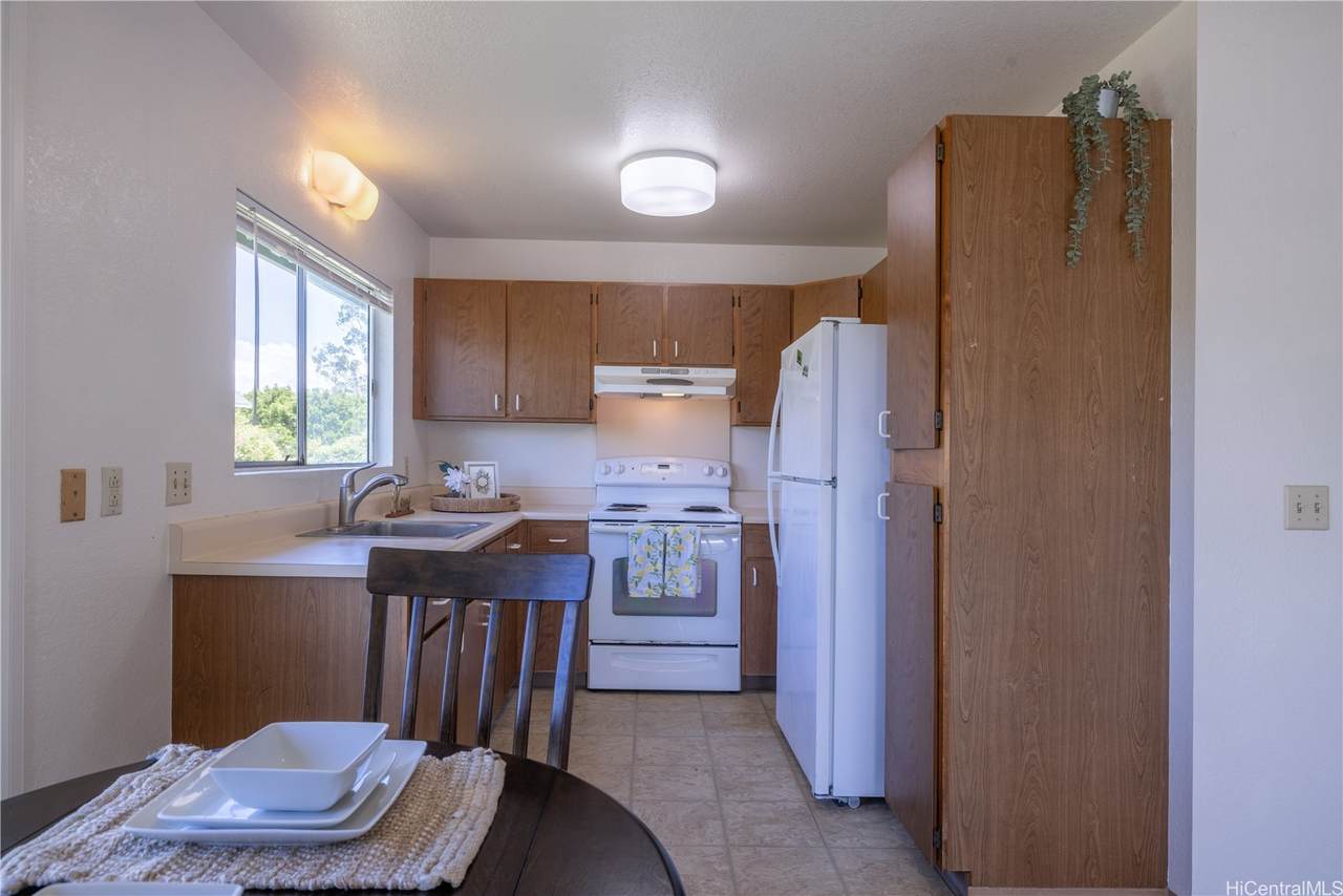 https://bt-photos.global.ssl.fastly.net/honolulu/1280_boomver_1_202610982-2.jpg