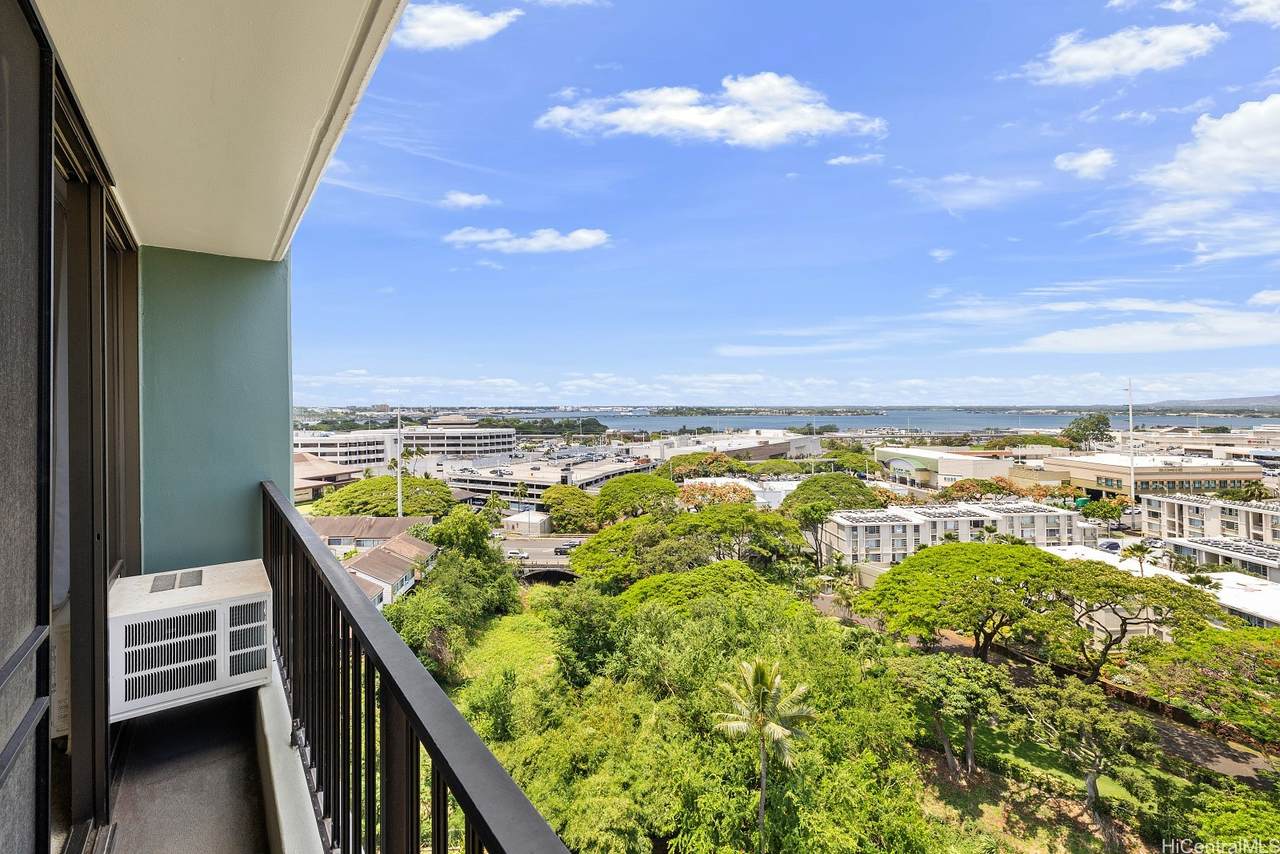 https://bt-photos.global.ssl.fastly.net/honolulu/1280_boomver_1_202610984-2.jpg