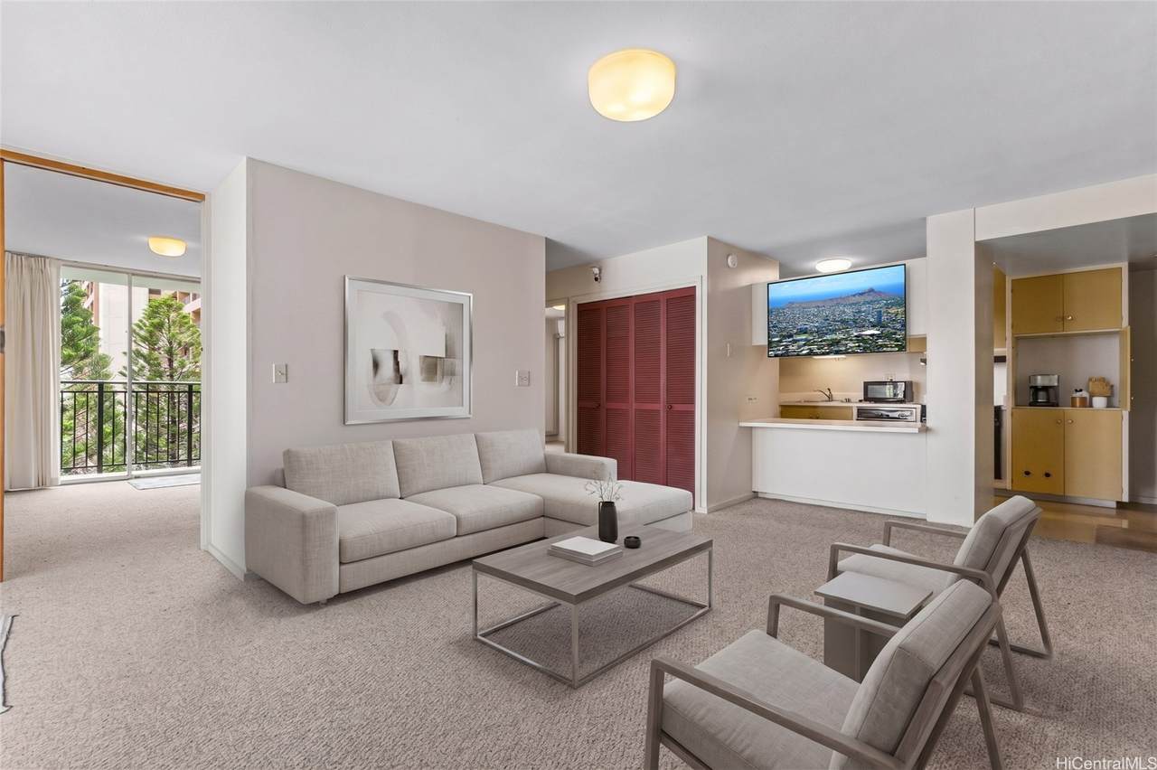 1610 Kanunu Street - Photo 1