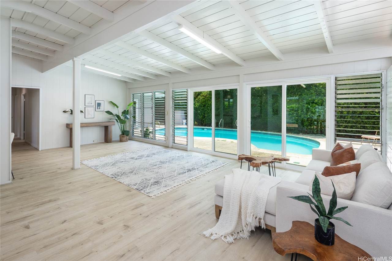 316 Mamaki Street - Photo 1