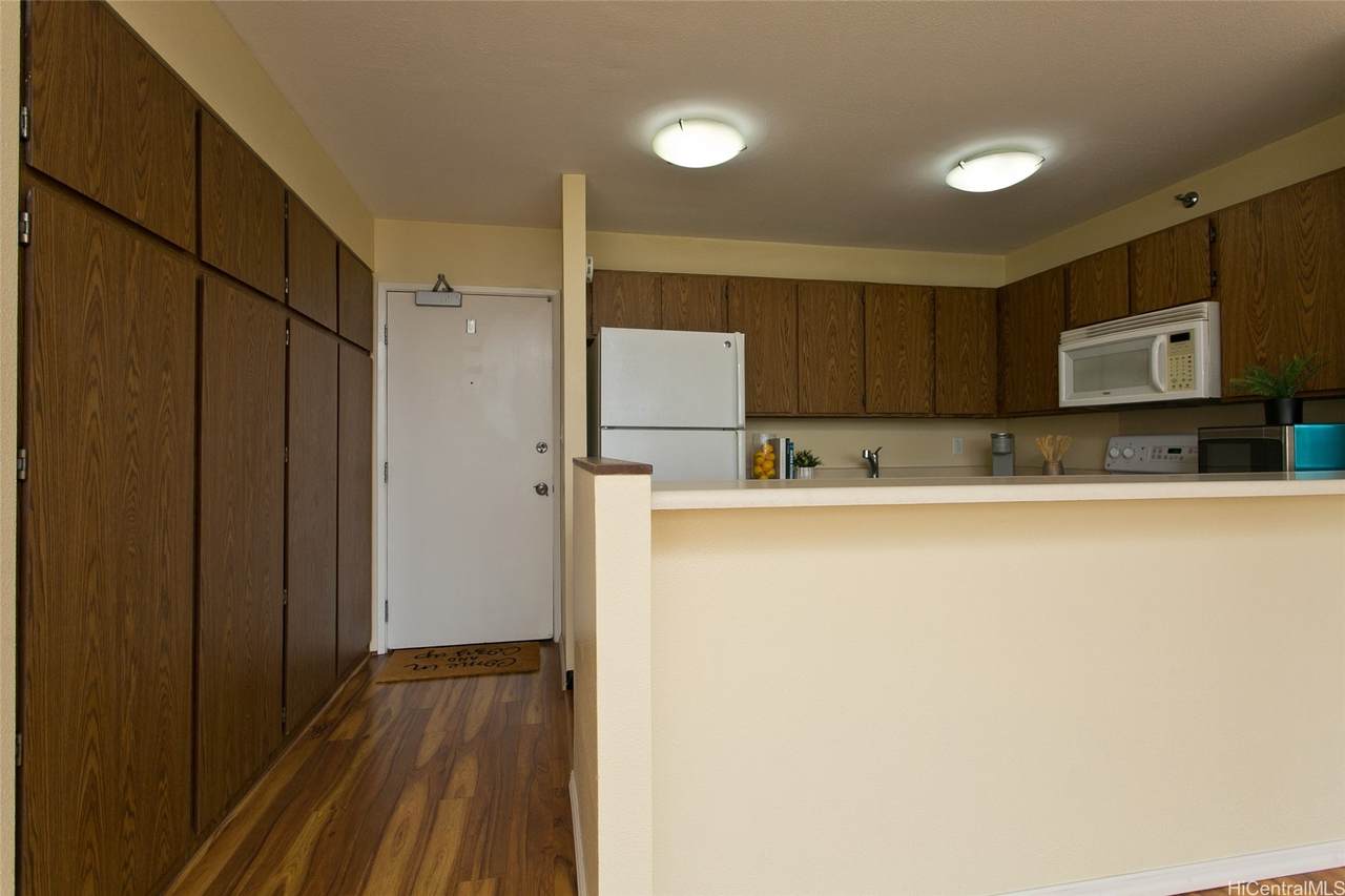 https://bt-photos.global.ssl.fastly.net/honolulu/1280_boomver_1_202611127-2.jpg