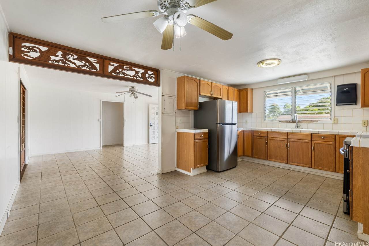https://bt-photos.global.ssl.fastly.net/honolulu/1280_boomver_1_202611147-2.jpg
