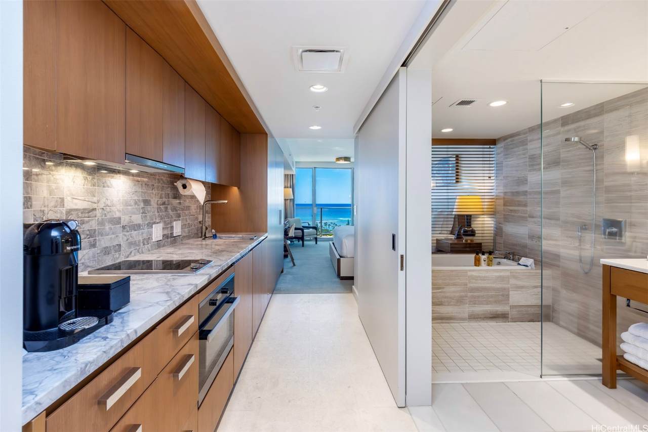 2139 Kuhio Avenue - Photo 1