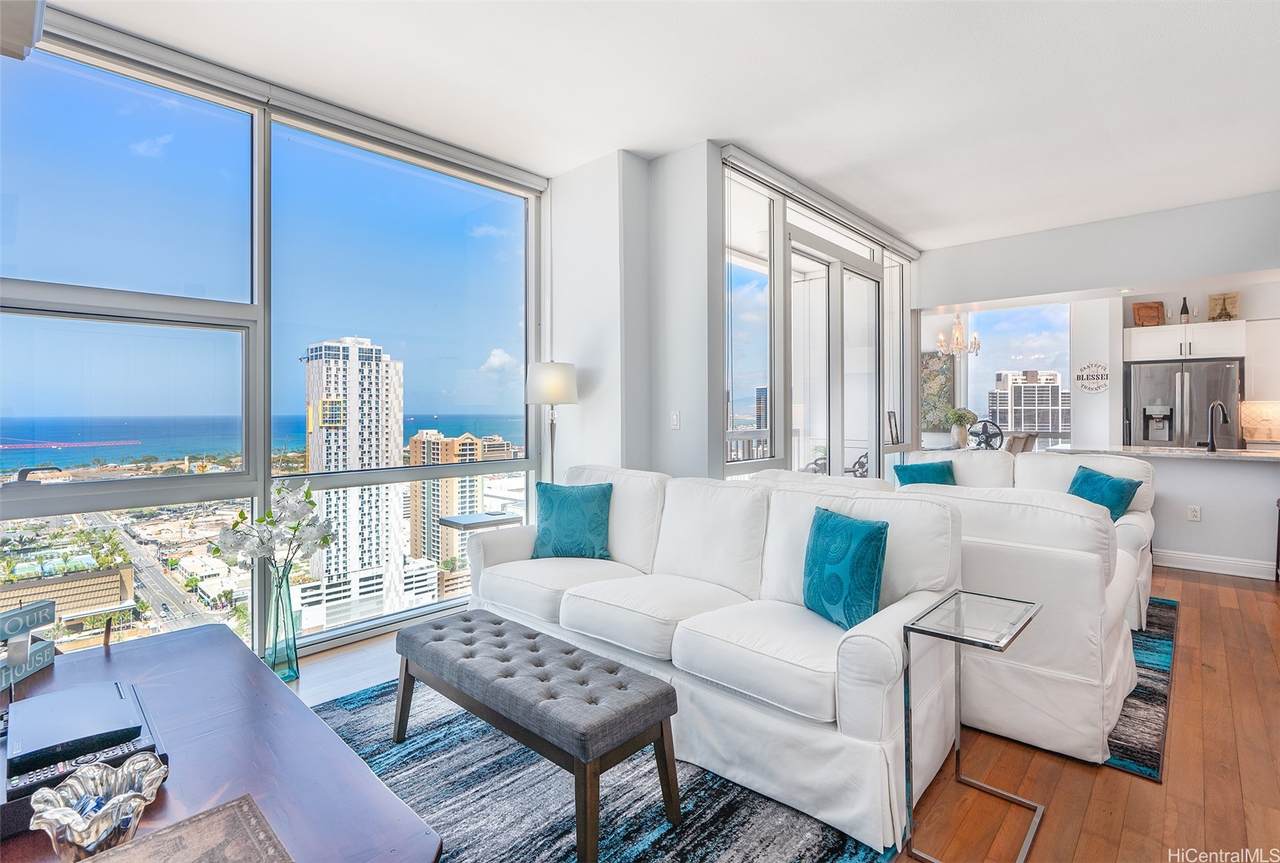 909 Kapiolani Boulevard - Photo 1