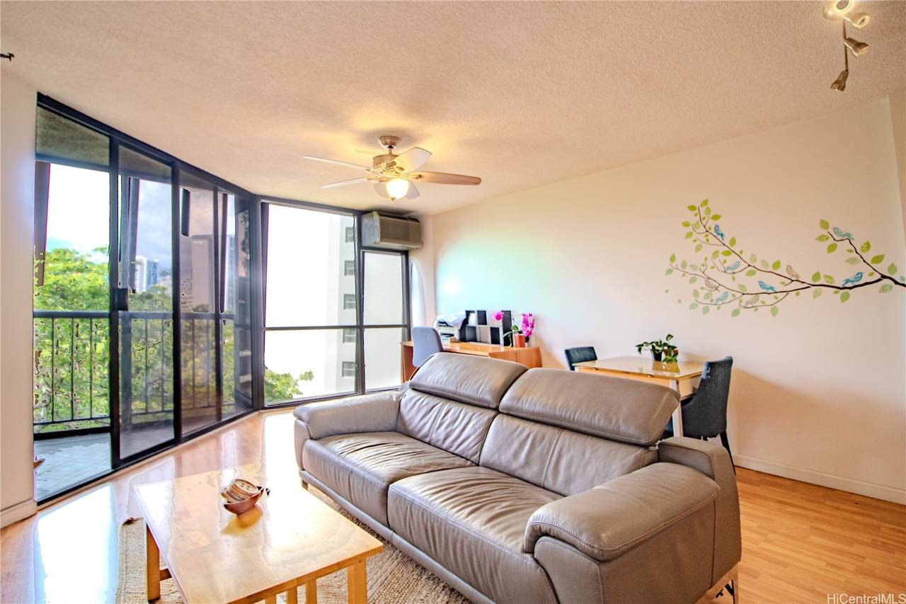 60 Beretania Street - Photo 1