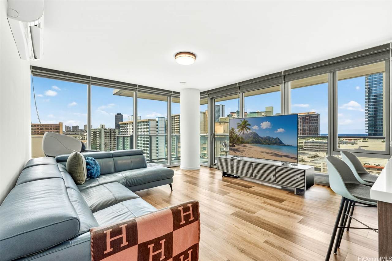 1500 Rycroft Street - Photo 1