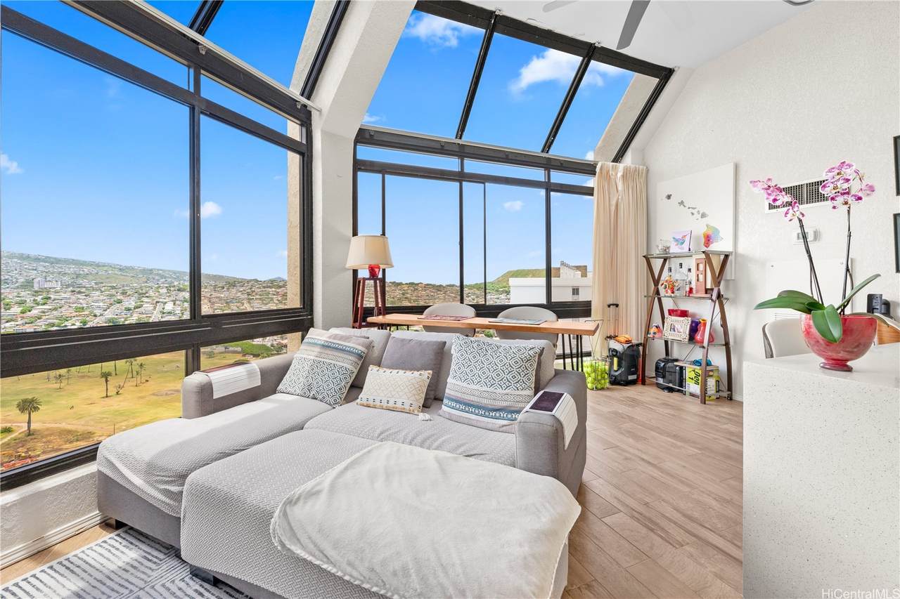 https://bt-photos.global.ssl.fastly.net/honolulu/1280_boomver_1_202611309-2.jpg