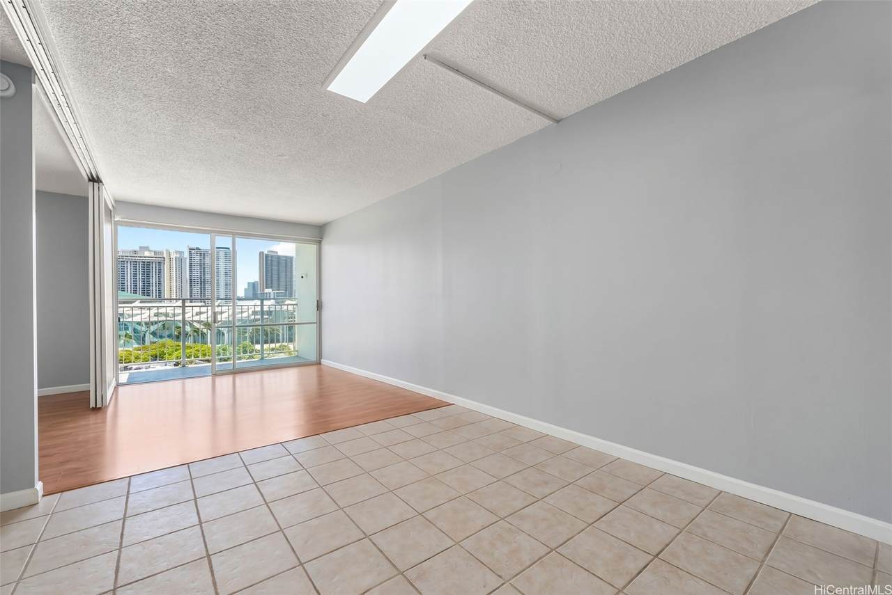 https://bt-photos.global.ssl.fastly.net/honolulu/1280_boomver_1_202611323-2.jpg