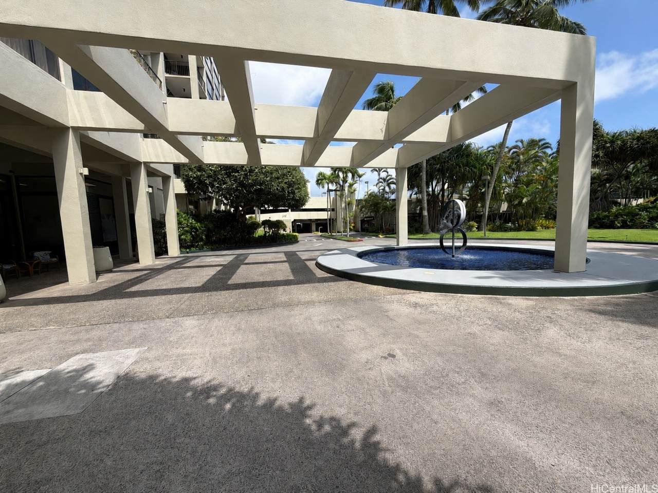 https://bt-photos.global.ssl.fastly.net/honolulu/1280_boomver_1_202611325-2.jpg