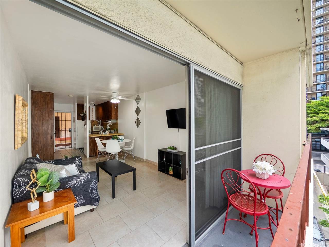 https://bt-photos.global.ssl.fastly.net/honolulu/1280_boomver_2_202611374-2.jpg