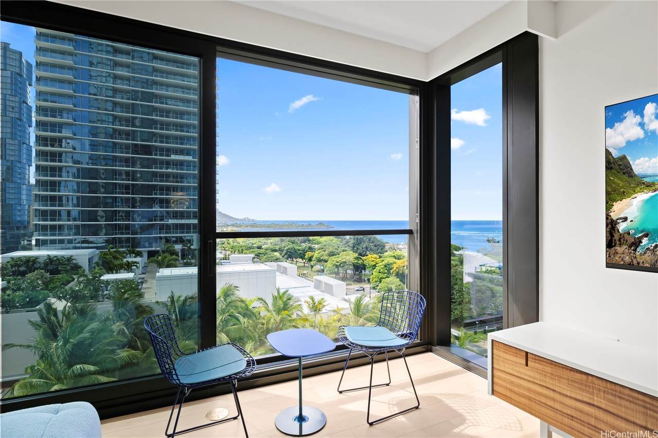 https://bt-photos.global.ssl.fastly.net/honolulu/1280_boomver_1_202611393-2.jpg