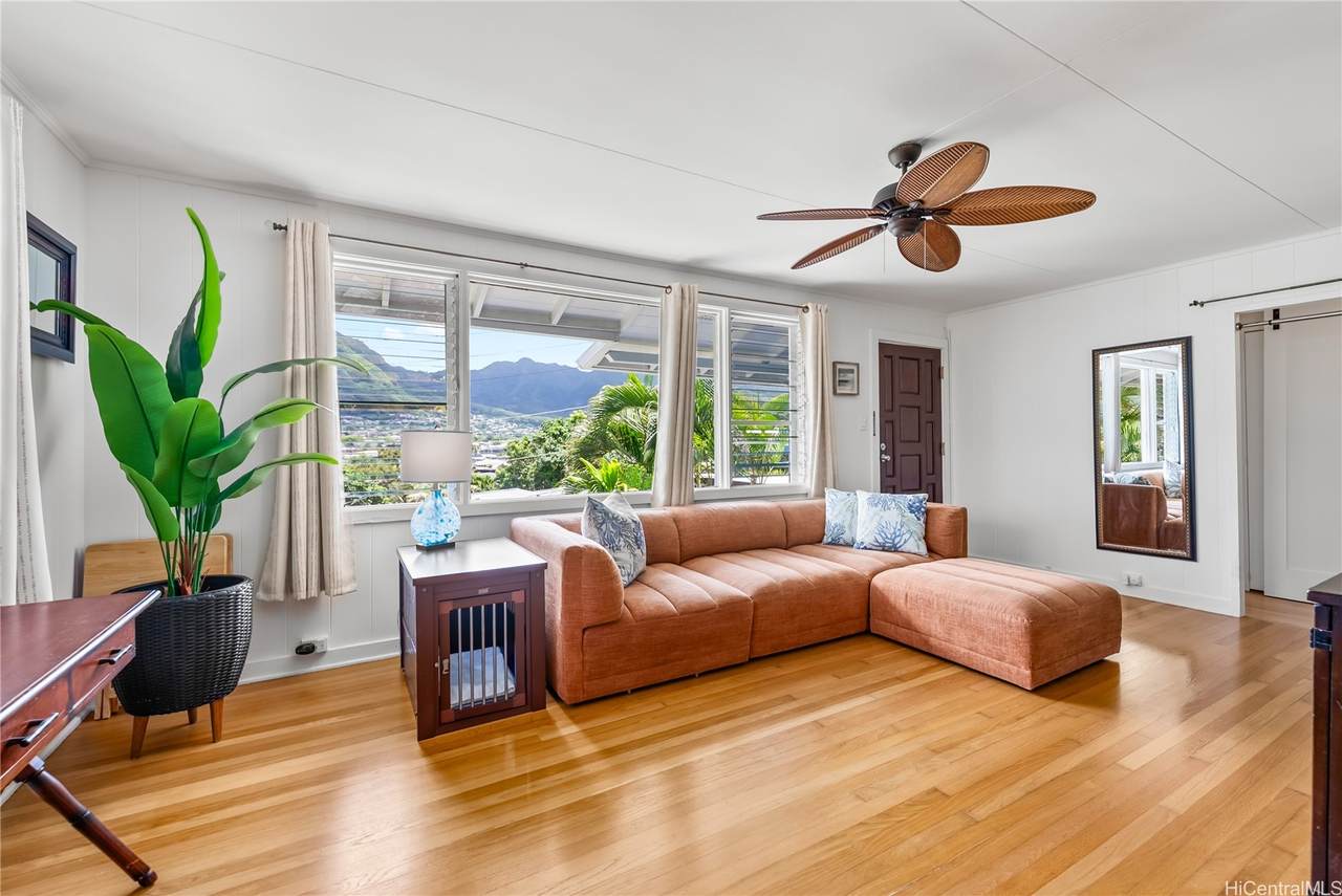 https://bt-photos.global.ssl.fastly.net/honolulu/1280_boomver_1_202611463-2.jpg