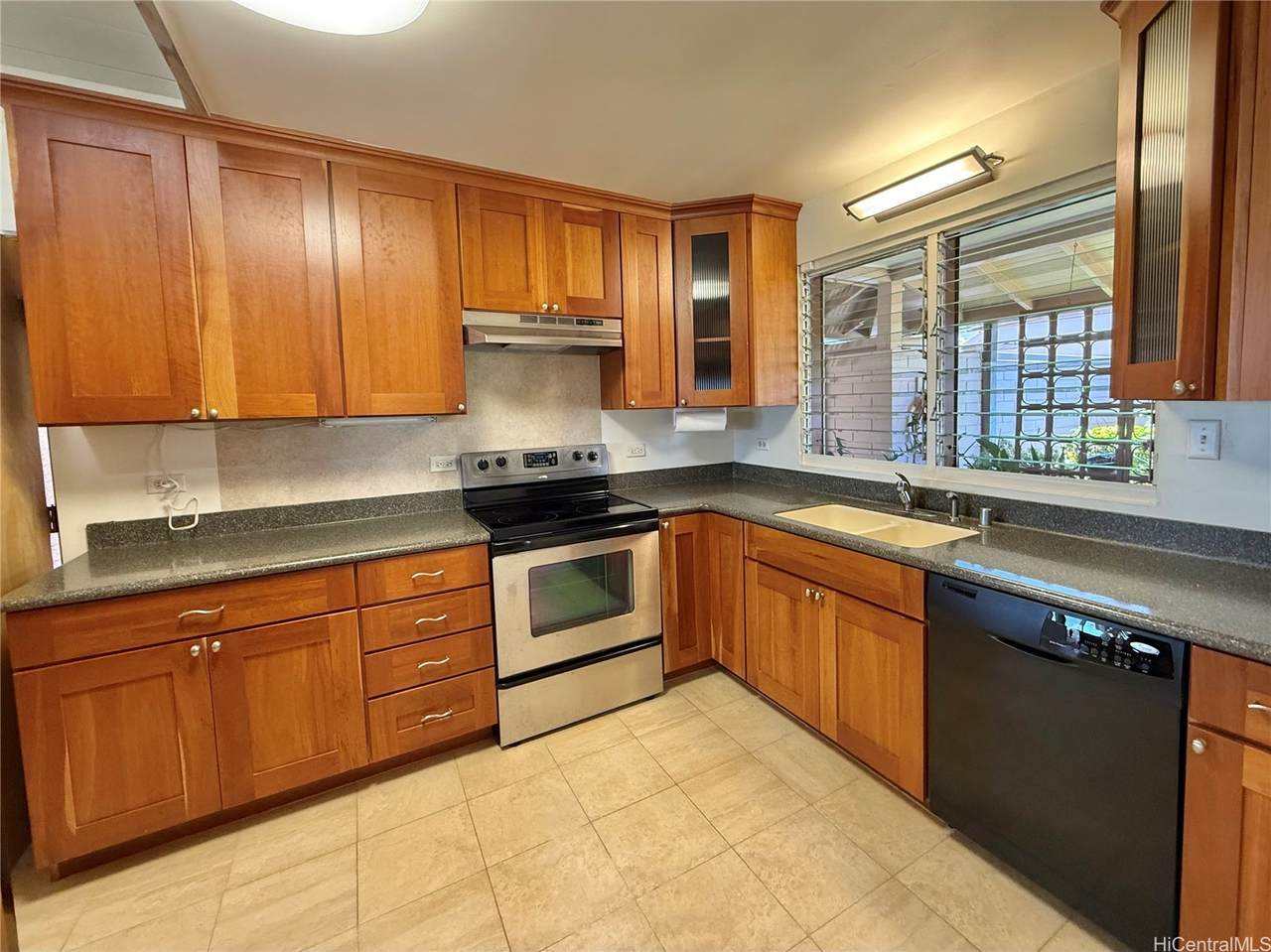 https://bt-photos.global.ssl.fastly.net/honolulu/1280_boomver_1_202611582-2.jpg