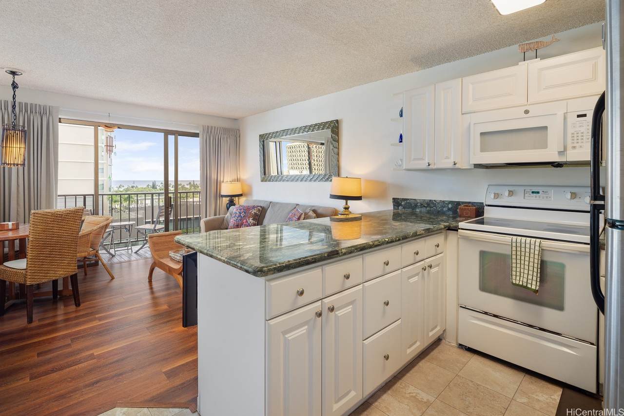 2140 Kuhio Avenue - Photo 1