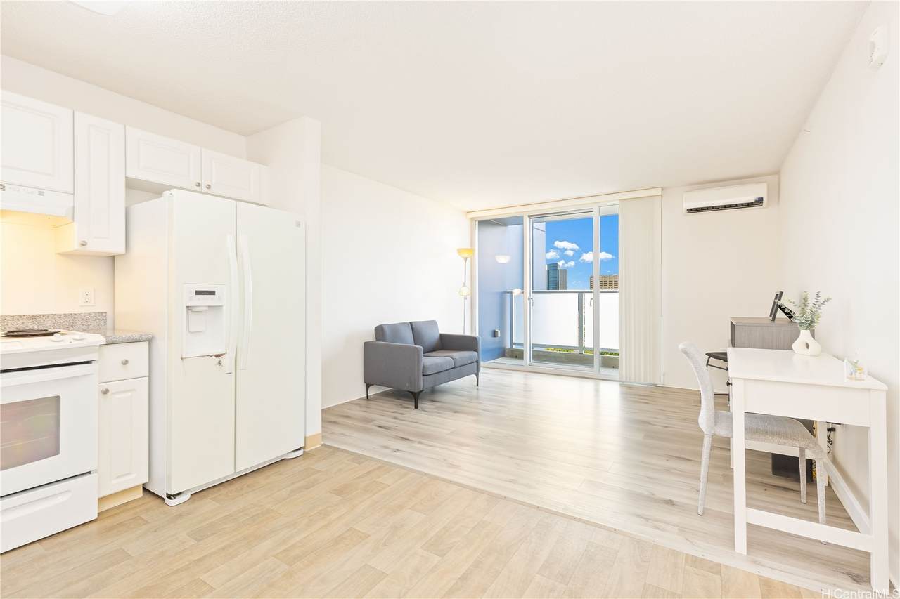 801 South Street - Photo 1