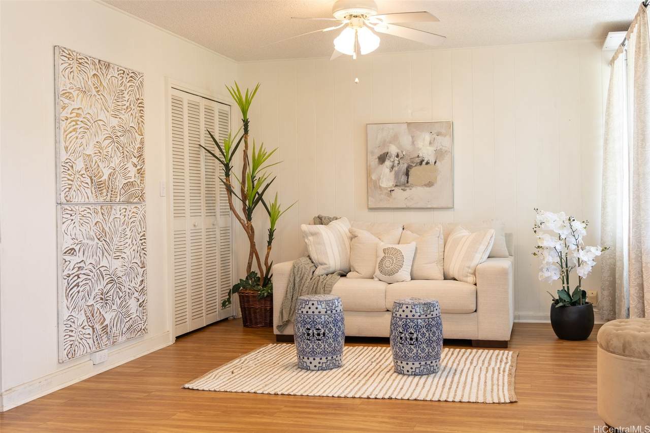 176 Kuulei Road - Photo 1