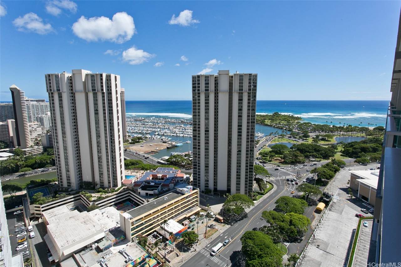 https://bt-photos.global.ssl.fastly.net/honolulu/1280_boomver_1_202611706-2.jpg