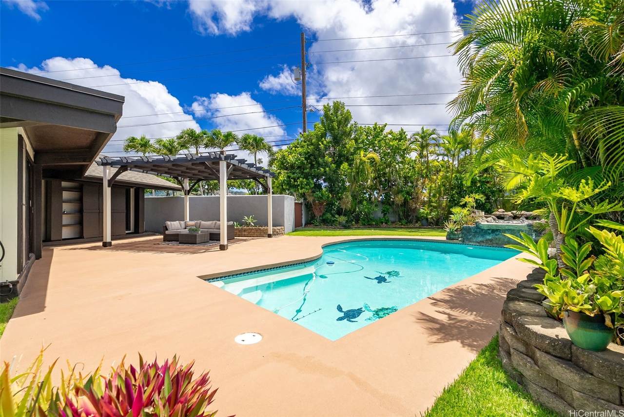 7081 Kalanianaole Highway - Photo 1
