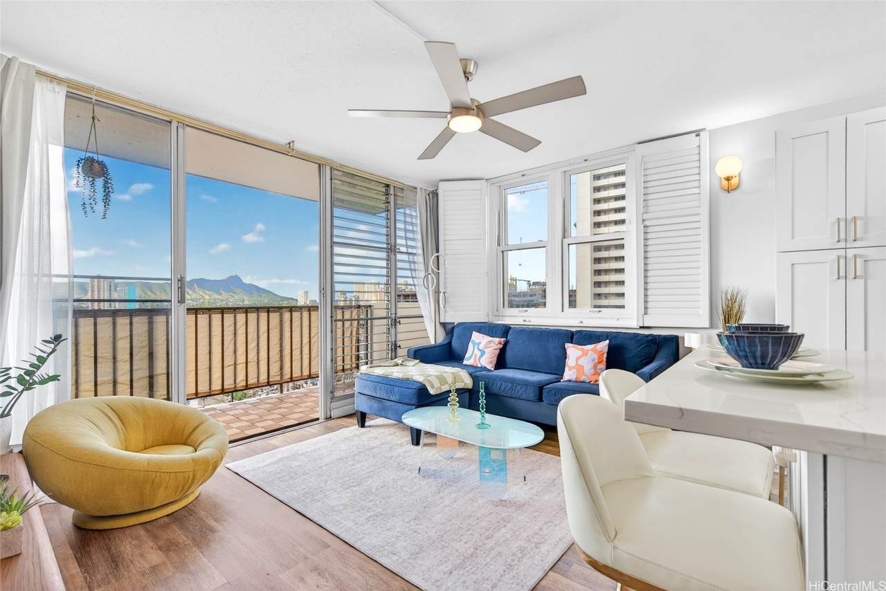 2754 Kuilei Street - Photo 1