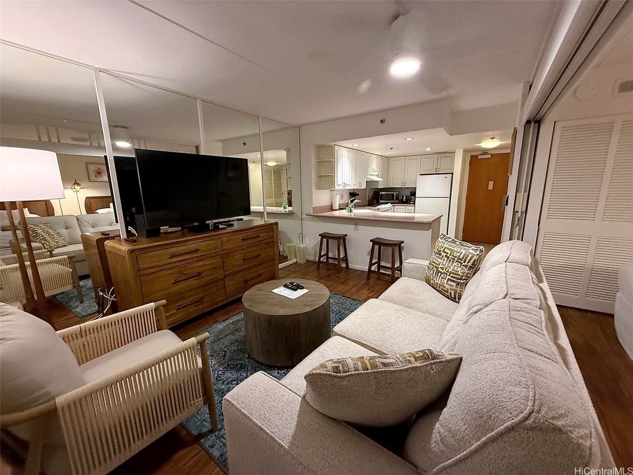 https://bt-photos.global.ssl.fastly.net/honolulu/1280_boomver_1_202611779-2.jpg