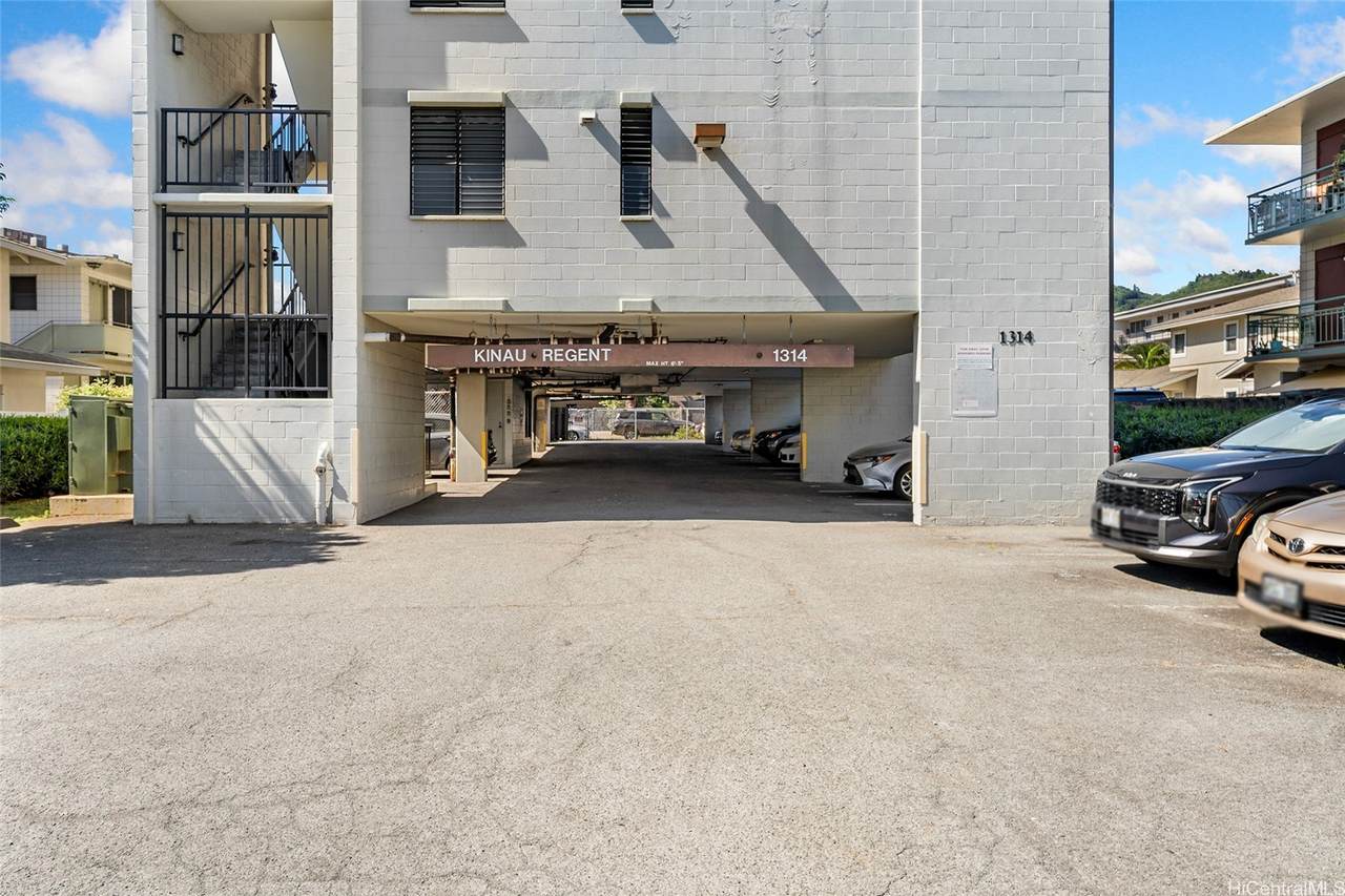 https://bt-photos.global.ssl.fastly.net/honolulu/1280_boomver_1_202611815-2.jpg